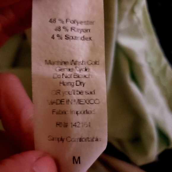 LuLaRoe Light Aqua Green Women's Medium M Irma Top Hi-Low Solid Basic Layer EUC - Picture 3 of 4